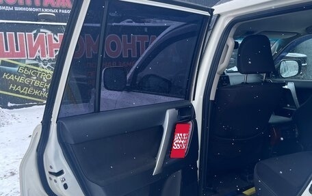 Toyota Land Cruiser Prado 150 рестайлинг 2, 2014 год, 3 144 000 рублей, 18 фотография