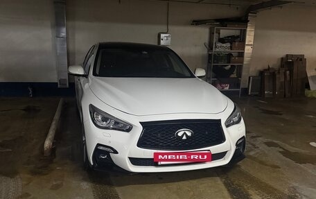 Infiniti Q50 I рестайлинг, 2017 год, 2 200 000 рублей, 11 фотография