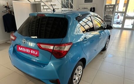 Toyota Vitz, 2018 год, 1 054 000 рублей, 12 фотография