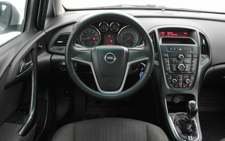Opel Astra J, 2014 год, 679 000 рублей, 9 фотография