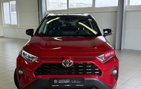 Toyota RAV4, 2021 год, 3 400 000 рублей, 4 фотография