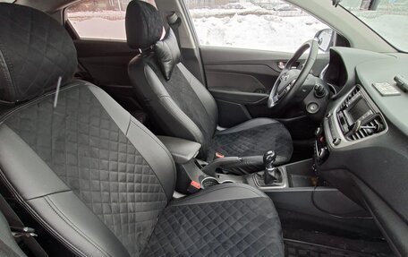 Hyundai Solaris II рестайлинг, 2018 год, 950 000 рублей, 12 фотография