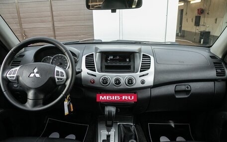 Mitsubishi L200 IV рестайлинг, 2014 год, 1 998 000 рублей, 13 фотография