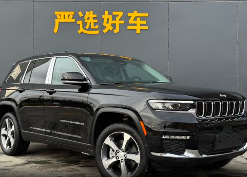 Jeep Grand Cherokee WK2 рестайлинг, 2024 год, 6 580 000 рублей, 3 фотография