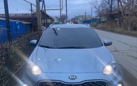 KIA Sportage IV рестайлинг, 2020 год, 2 200 000 рублей, 1 фотография