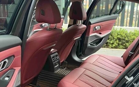 BMW 3 серия, 2025 год, 3 710 000 рублей, 12 фотография