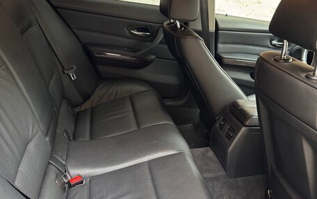 BMW 3 серия, 2011 год, 1 280 000 рублей, 16 фотография