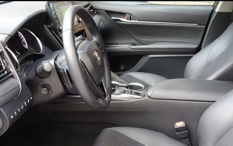Toyota Camry, 2021 год, 4 500 000 рублей, 4 фотография