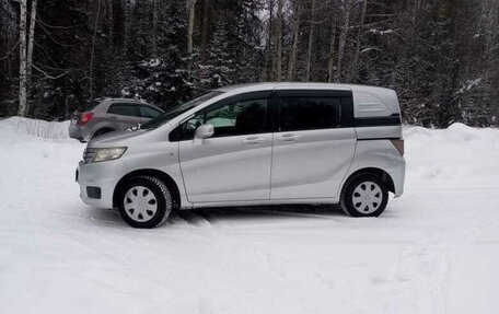 Honda Freed I, 2011 год, 1 000 050 рублей, 3 фотография