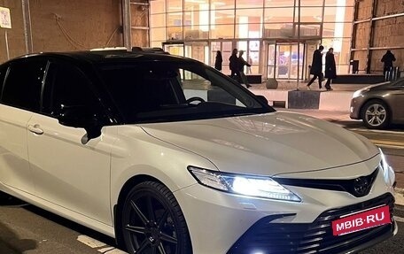 Toyota Camry, 2021 год, 4 500 000 рублей, 12 фотография