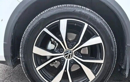 Volkswagen T-Roc I, 2024 год, 2 032 812 рублей, 6 фотография