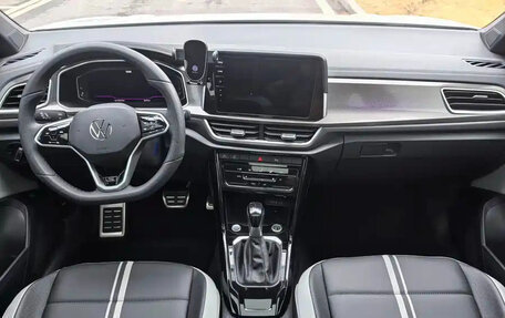 Volkswagen T-Roc I, 2024 год, 2 032 812 рублей, 8 фотография