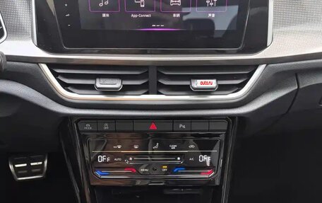 Volkswagen T-Roc I, 2024 год, 2 032 812 рублей, 10 фотография