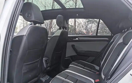 Volkswagen T-Roc I, 2024 год, 2 032 812 рублей, 13 фотография