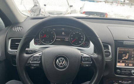 Volkswagen Touareg III, 2011 год, 2 000 000 рублей, 9 фотография