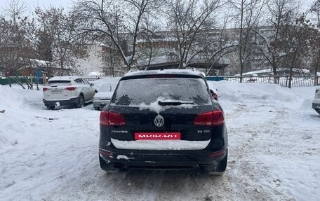 Volkswagen Touareg III, 2011 год, 2 000 000 рублей, 6 фотография