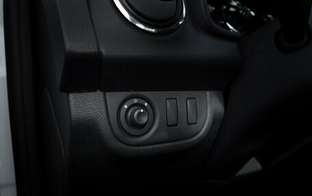 Renault Logan II, 2021 год, 1 050 000 рублей, 17 фотография