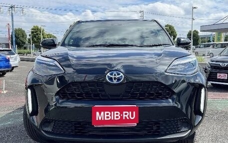 Toyota Yaris Cross, 2023 год, 1 639 000 рублей, 2 фотография