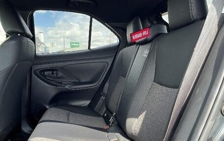 Toyota Yaris Cross, 2023 год, 1 639 000 рублей, 8 фотография