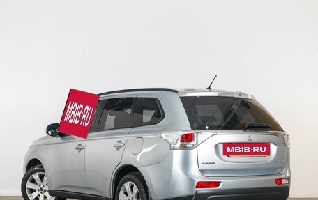 Mitsubishi Outlander III рестайлинг 3, 2012 год, 1 519 000 рублей, 4 фотография