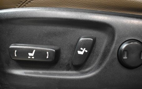 Toyota Land Cruiser Prado 150 рестайлинг 2, 2015 год, 3 565 000 рублей, 13 фотография