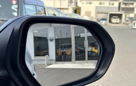 Toyota Yaris Cross, 2023 год, 1 673 000 рублей, 9 фотография