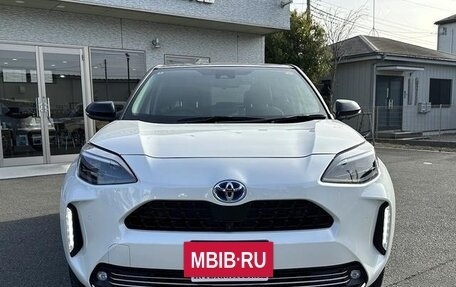 Toyota Yaris Cross, 2023 год, 1 673 000 рублей, 5 фотография