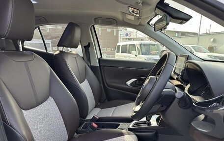 Toyota Yaris Cross, 2023 год, 1 673 000 рублей, 14 фотография