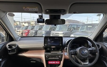 Toyota Yaris Cross, 2023 год, 1 673 000 рублей, 15 фотография