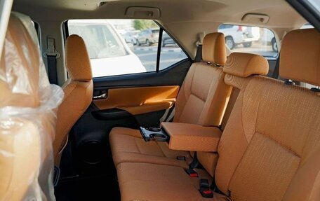 Toyota Fortuner II, 2026 год, 5 020 000 рублей, 15 фотография