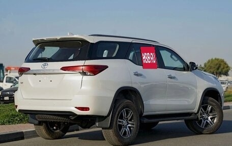 Toyota Fortuner II, 2026 год, 5 020 000 рублей, 4 фотография