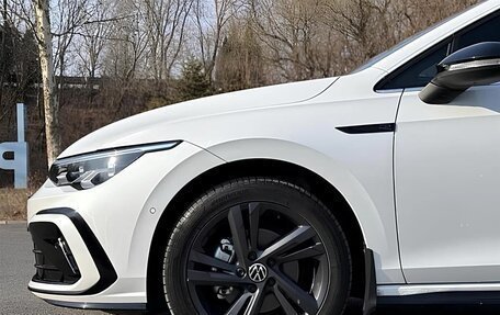 Volkswagen Golf VIII, 2022 год, 2 240 000 рублей, 3 фотография