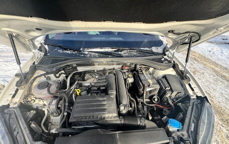 Skoda Superb III рестайлинг, 2019 год, 2 200 000 рублей, 11 фотография