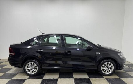 Volkswagen Polo VI (EU Market), 2018 год, 1 330 000 рублей, 4 фотография