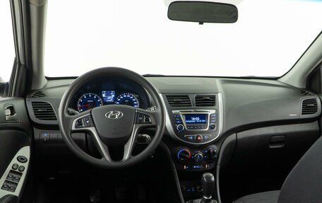 Hyundai Solaris II рестайлинг, 2015 год, 998 999 рублей, 6 фотография