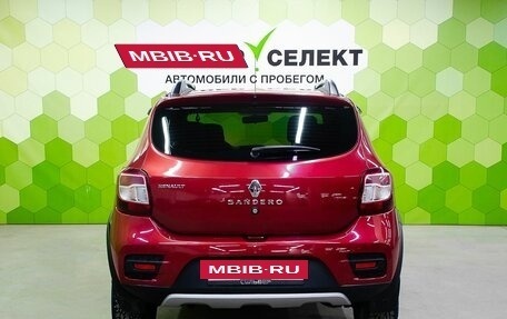 Renault Sandero II рестайлинг, 2018 год, 1 000 000 рублей, 4 фотография