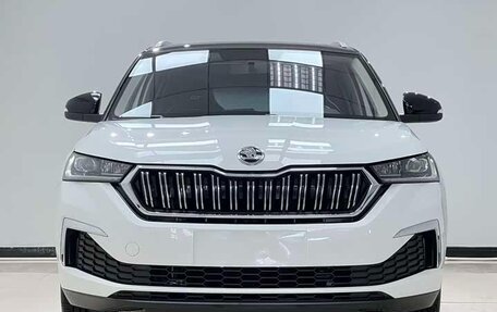 Skoda Kamiq I, 2022 год, 1 350 777 рублей, 2 фотография