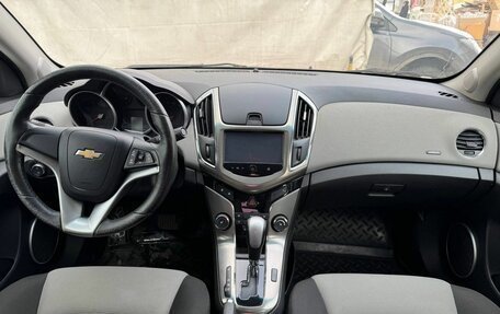 Chevrolet Cruze II, 2014 год, 988 000 рублей, 10 фотография