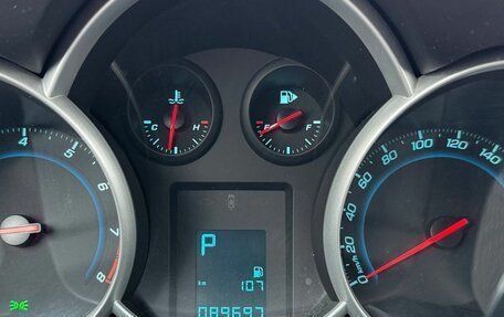 Chevrolet Cruze II, 2014 год, 988 000 рублей, 12 фотография