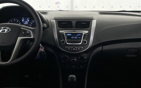 Hyundai Solaris II рестайлинг, 2014 год, 960 000 рублей, 16 фотография