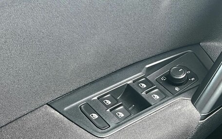 Volkswagen Tiguan II, 2020 год, 2 734 000 рублей, 23 фотография