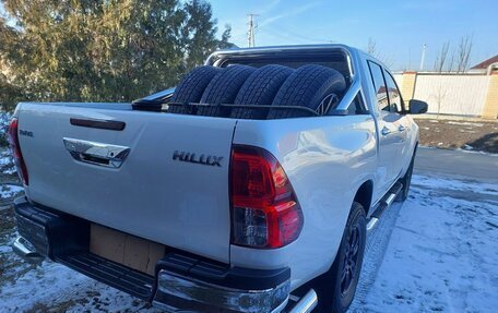 Toyota Hilux VIII, 2017 год, 4 600 000 рублей, 6 фотография