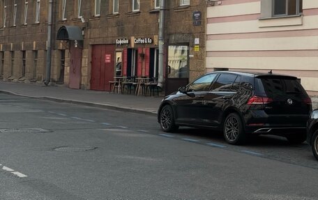 Volkswagen Golf VII, 2020 год, 2 300 000 рублей, 5 фотография