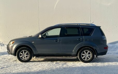Mitsubishi Outlander III рестайлинг 3, 2008 год, 785 000 рублей, 4 фотография