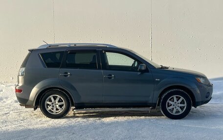 Mitsubishi Outlander III рестайлинг 3, 2008 год, 785 000 рублей, 8 фотография