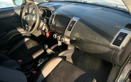 Mitsubishi Outlander III рестайлинг 3, 2008 год, 785 000 рублей, 9 фотография