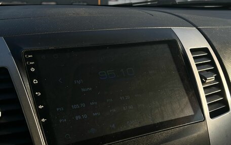 Mitsubishi Outlander III рестайлинг 3, 2008 год, 785 000 рублей, 15 фотография