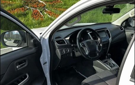 Mitsubishi L200 IV рестайлинг, 2021 год, 3 570 000 рублей, 5 фотография