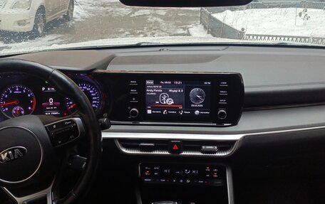 KIA K5, 2021 год, 1 630 000 рублей, 9 фотография