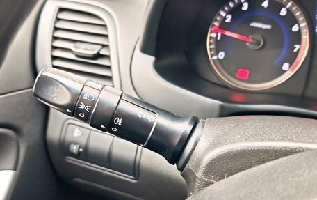 Hyundai Solaris II рестайлинг, 2012 год, 520 000 рублей, 16 фотография